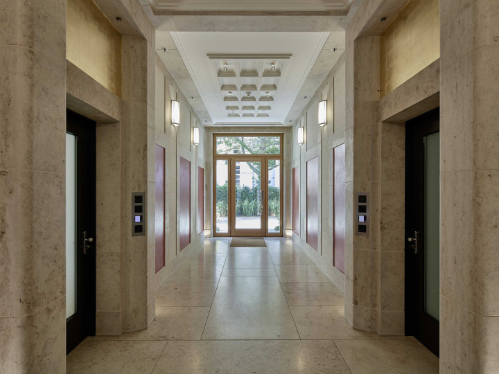 0294 Palais Holler9 190912